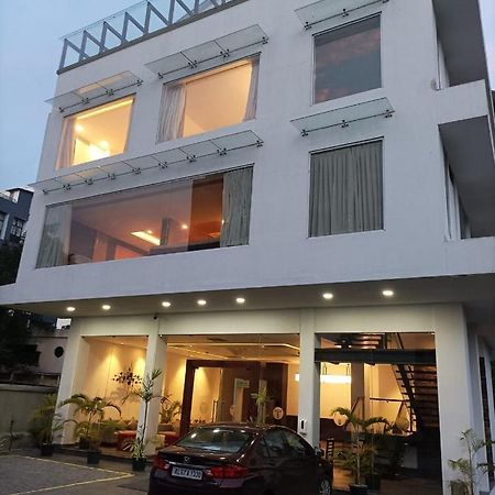 Hotel The Terrace By Ladder Mgd By Citrine Thiruvananthapuram Exterior foto